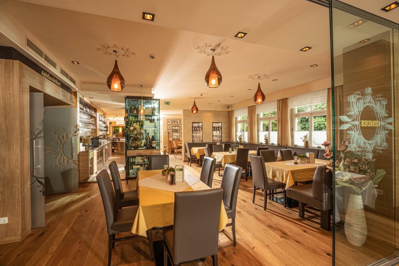 Hotel-Restaurant Allmer Weiz Eksteriør billede